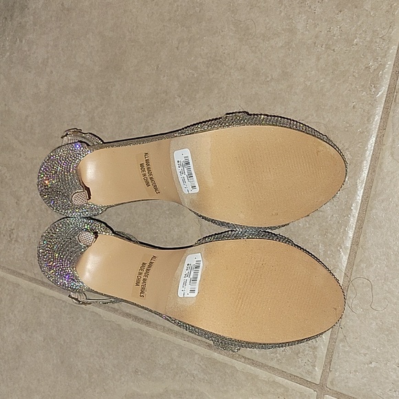 Windsor heels size 8 - Picture 4 of 8